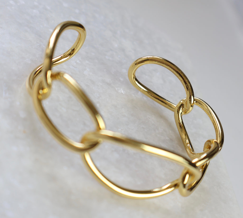 Oval Chain Bangle